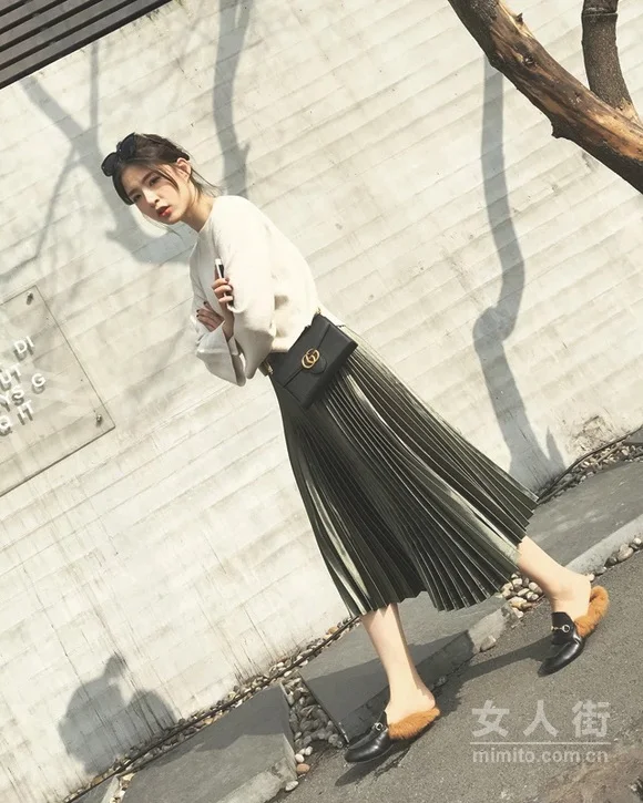 轻盈最美小裙子，人生初春若初