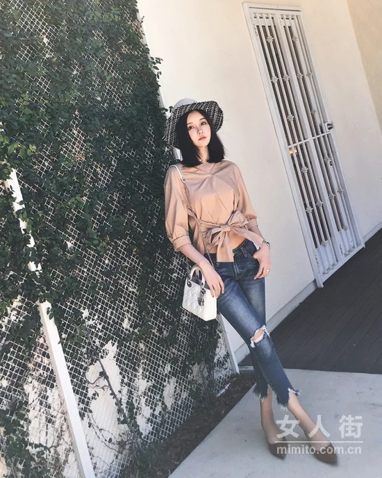 拒绝循规蹈矩，衬衫穿出文艺少女范儿