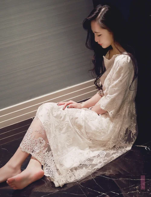 女人明媚的春天，怎少得了一条长裙