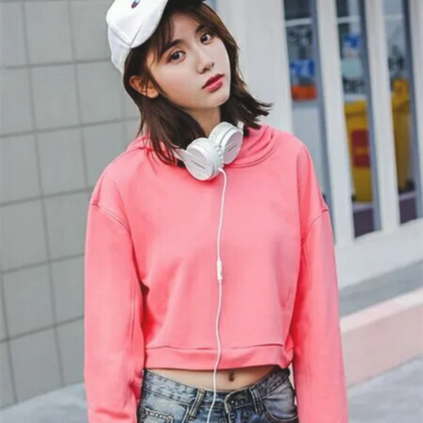 秋季卫衣选小一号,潮人都这样秀身材