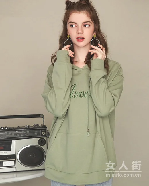 秋日卫衣秀，围住清纯活力美