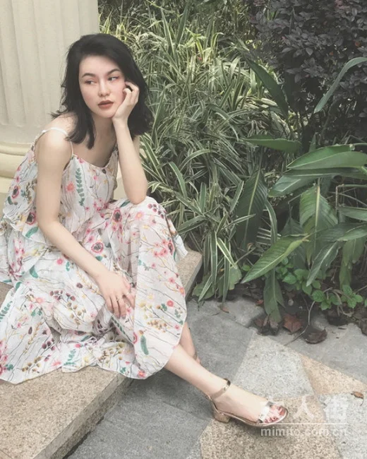 素雅小清新搭配示范：青春活力代名词