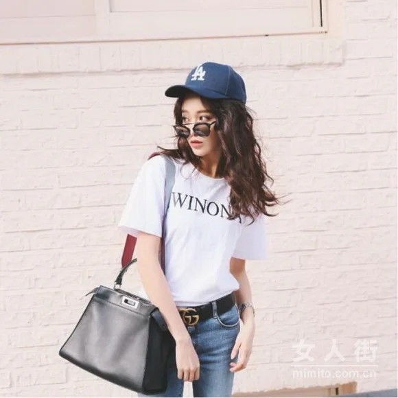 三头六臂选新衣?四海八荒爱白Tee!