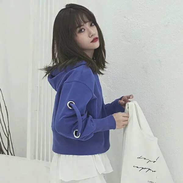 秋季卫衣选小一号,潮人都这样秀身材