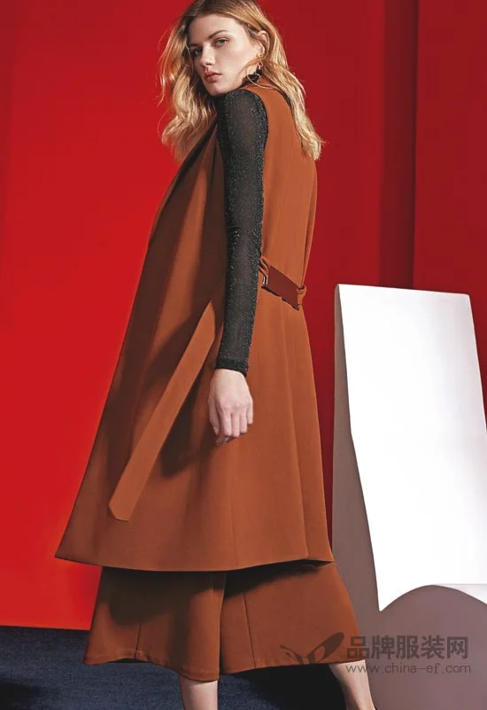 简越却不简单 气质基本款怎么搭都好看