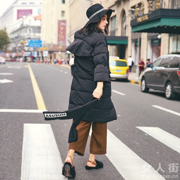 黑色最显瘦！羽绒服穿这个色不会臃肿