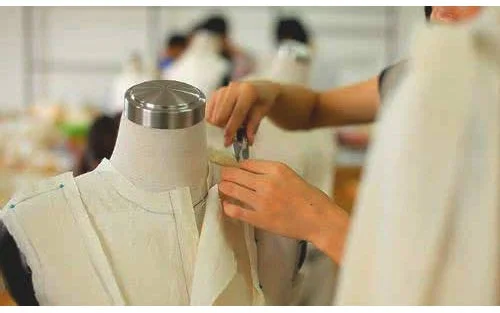 如何学好服装设计_如何服装设计