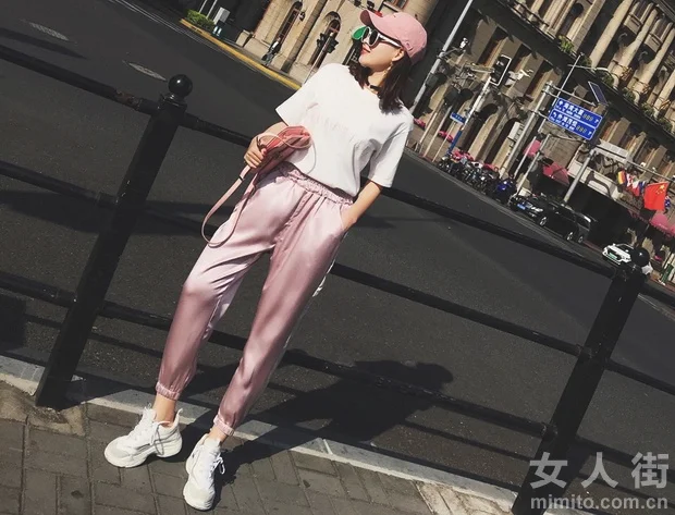 五月嘻哈高街范来袭，卫裤T恤必get