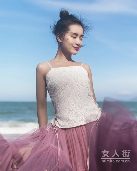 六月性感吊带季，重出江湖美翻天