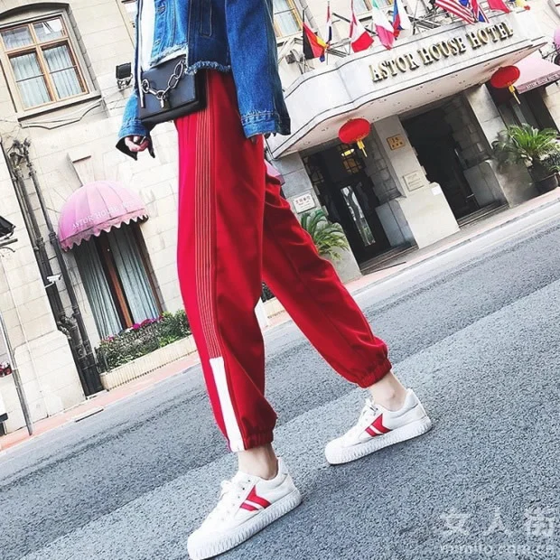 五月嘻哈高街范来袭，卫裤T恤必get