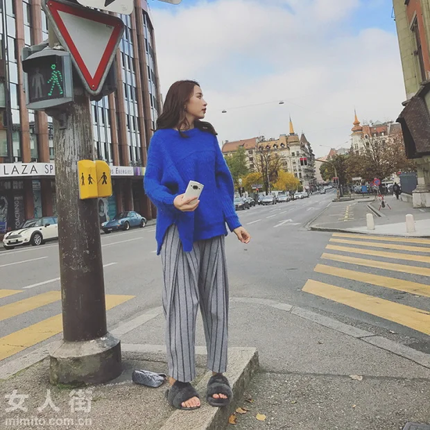 保暖又不显胖!时尚百褶阔腿裤是首选