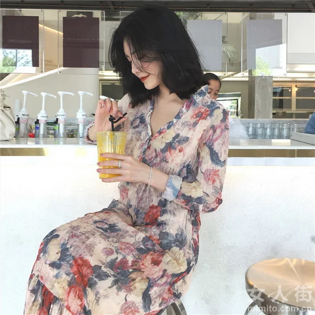 时髦的爆款连衣裙，伴你度过美美夏季