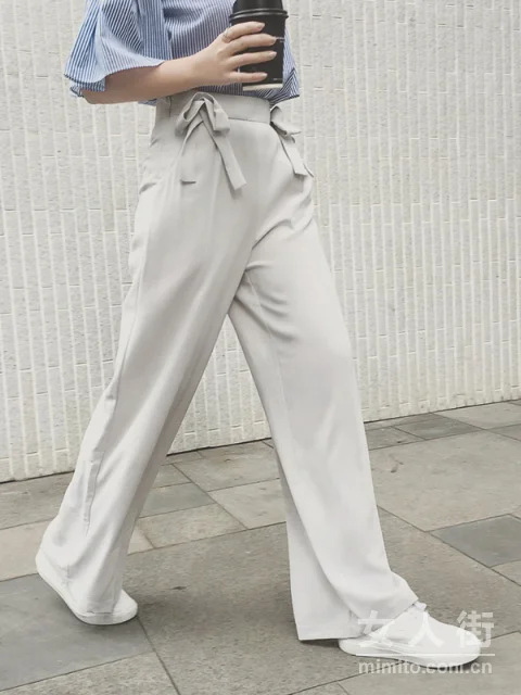 跟着安迪学穿搭 熟女夏日清凉美搭