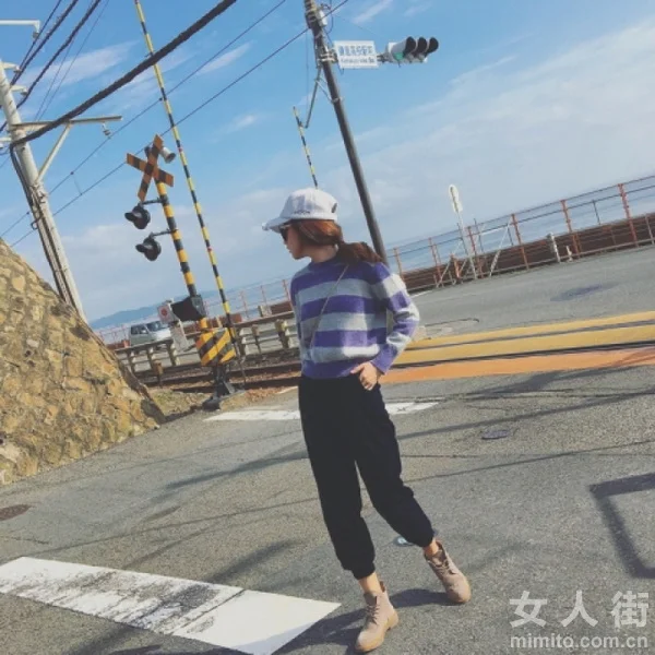 经典的条纹毛衣，让你搭配再无烦恼！