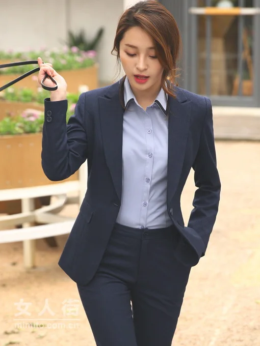 春季职场搭配，这么穿秒获自信与好感