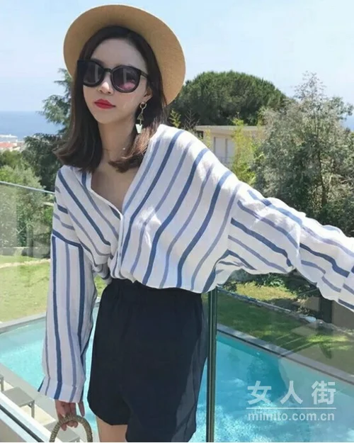 衬衫控的夏天，女生这样穿更撩人