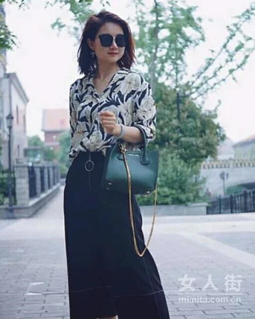 衬衫控的夏天，女生这样穿更撩人