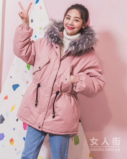凛冽降温天，治愈系女生最爱超大毛领外套