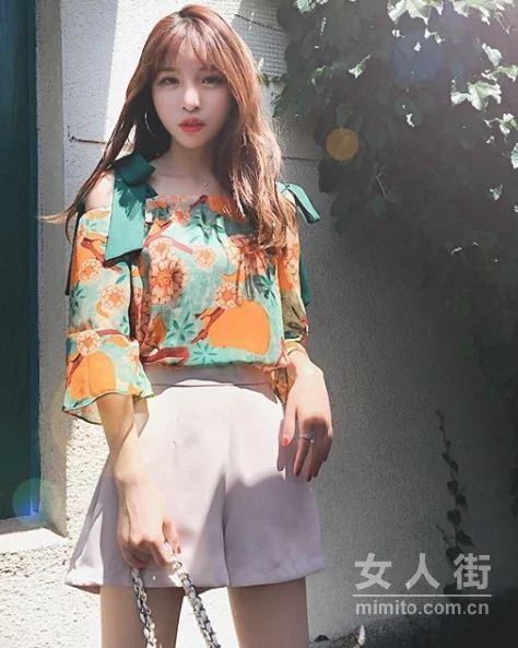 气质女孩爱雪纺，飘逸清凉又时髦