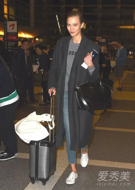 维密超模教你冬天外套怎么搭配衣服 （4）