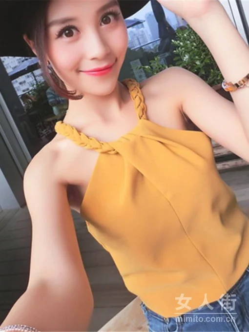 内搭花样露肩法，就要你好看！