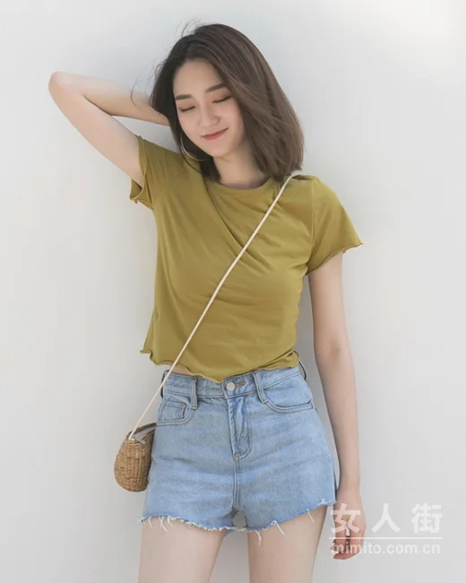 今夏最爱机场T穿搭，你学会了吗？