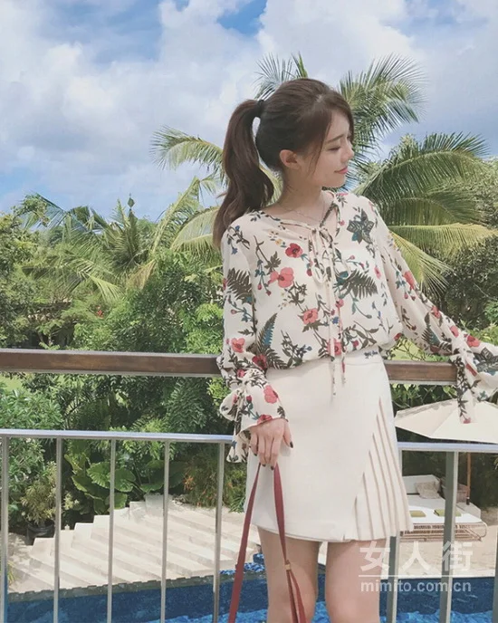 气质女孩爱雪纺，飘逸清凉又时髦
