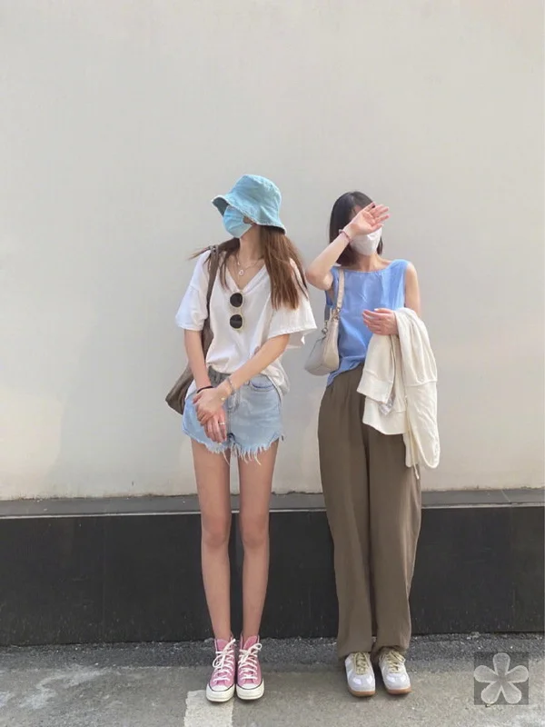 简约纯色系清凉夏日穿搭参考