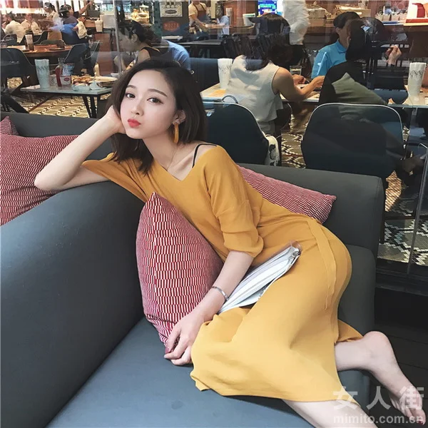 度假风的连衣裙，感受夏日的热情