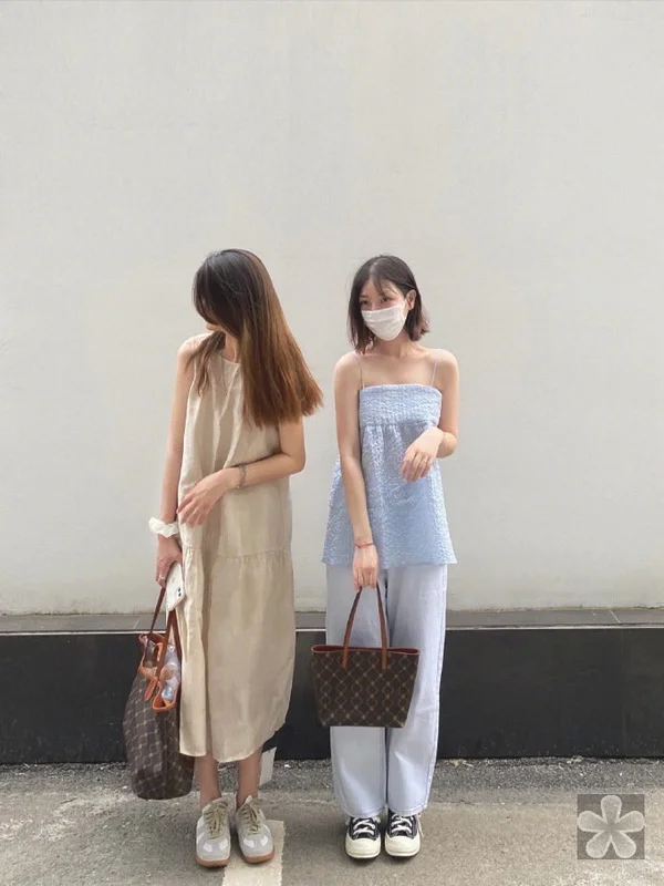 简约纯色系清凉夏日穿搭参考