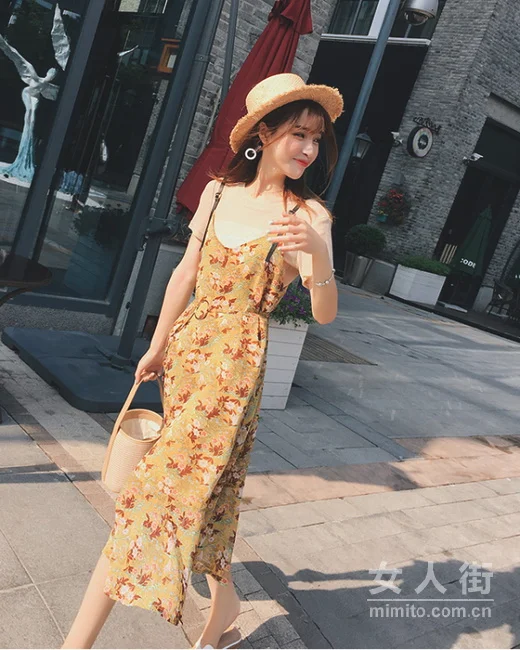 少女系碎花裙，浪漫甜美的夏天穿搭