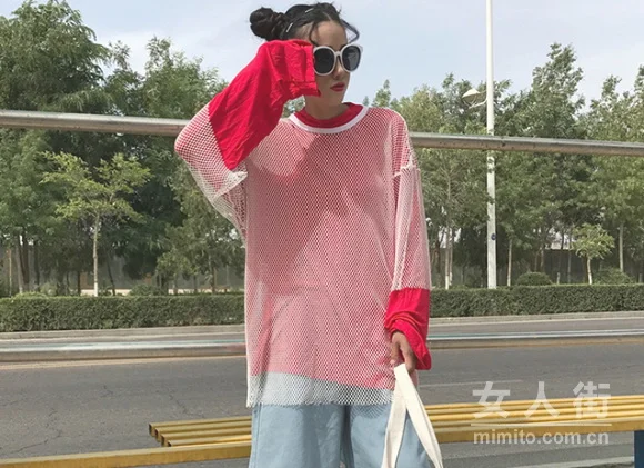 外套下的打底选择，也是很有小心机的