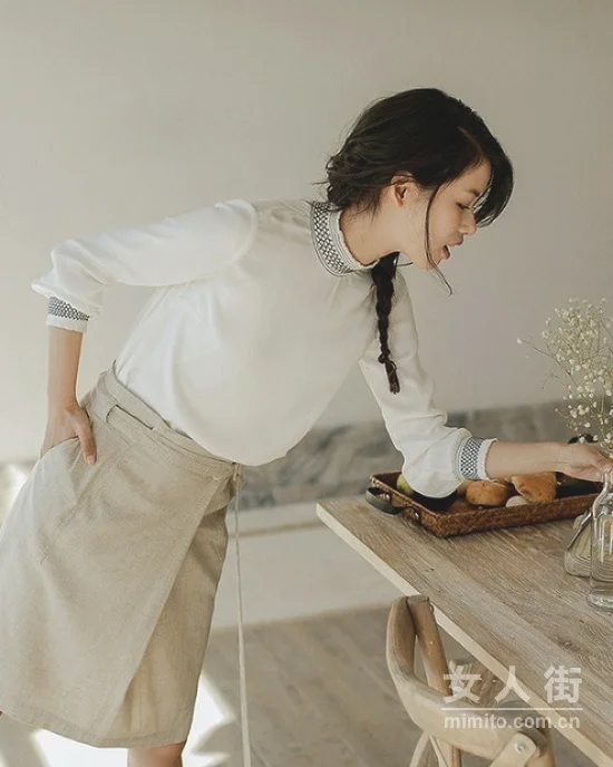 一件半身裙，教你瞬间提升女人味