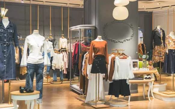 如何在街边开服装店