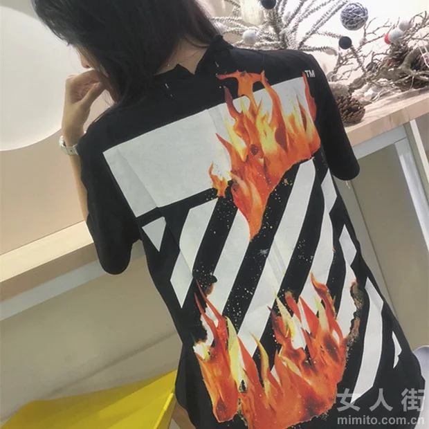 时尚个性的T恤，张扬不羁的生活态度