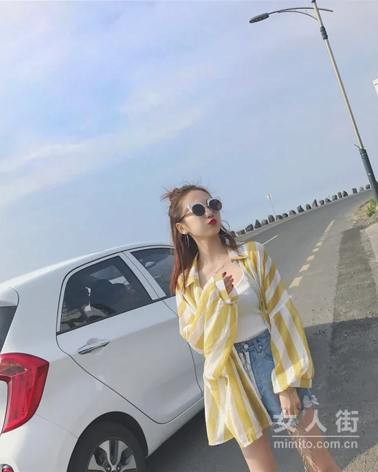 条纹潮流不停歇，长袖衬衫早做打算！