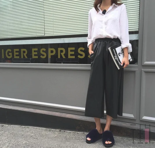 2019夏季女生超实用，简单色系气质搭配