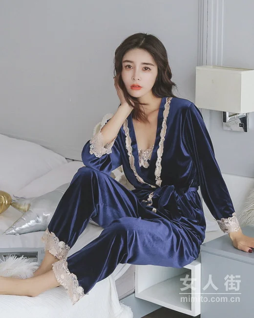 跟随今冬流行风，家居服装也丝绒！