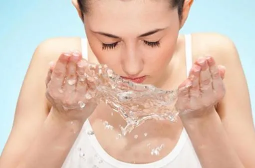 皮肤补水?你应掌握这4个补水小妙招