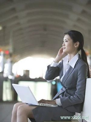 4个小动作 上班途中瘦不停