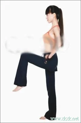 8个简单瑜伽动作 教你消灭小腹婆
