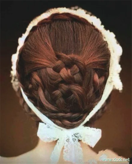 收藏!超美结婚盘发,以后叫化妆师这么弄