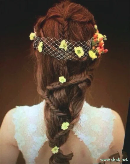 收藏!超美结婚盘发,以后叫化妆师这么弄