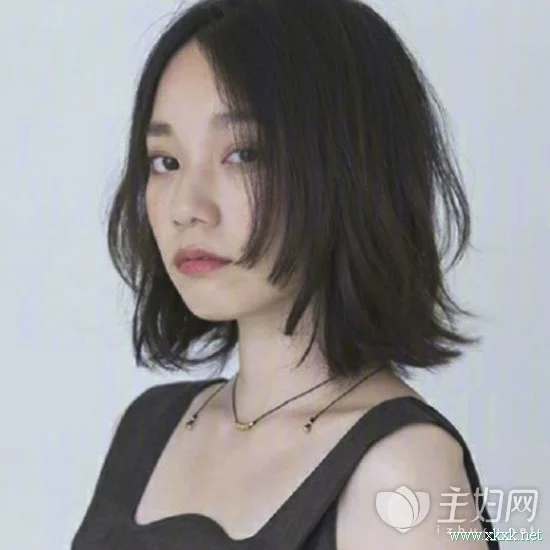 女生短发干练清爽 2018年时尚短发造型