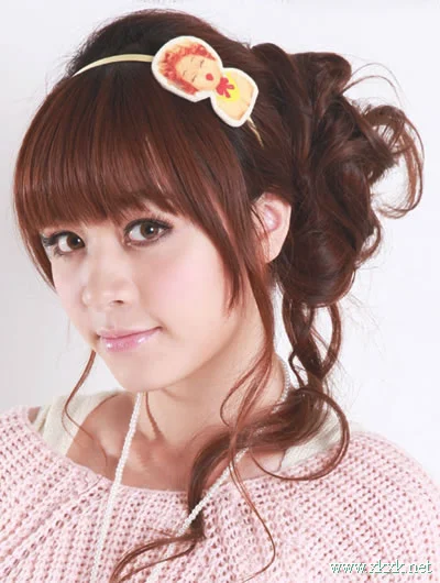 甜蜜感发饰 让秀发不寂寞