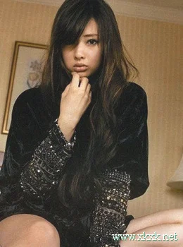 日本大热纯美发型 简单也是美！