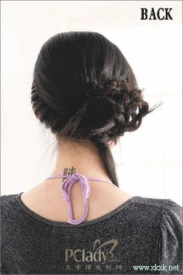 2款初秋发型DIY 9月时尚发型推荐