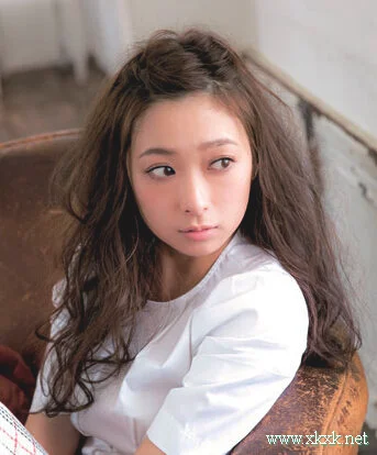 夏日百搭造型甜美扎发示范