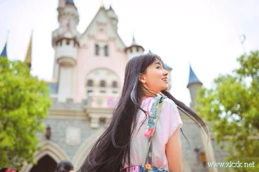 武大女神清纯美照 长发及腰轻熟性感