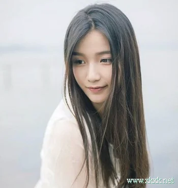 初秋+清纯+长直发 塑造小清新